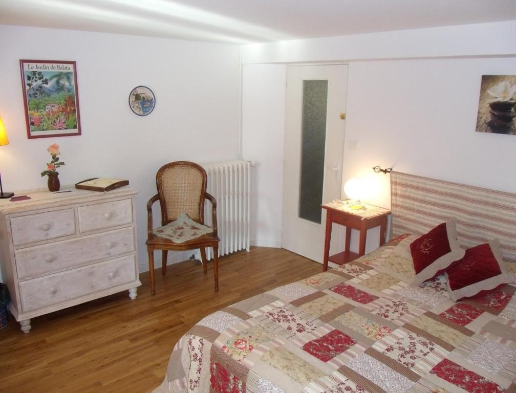 Le Grand Jardin Bed and Breakfast Beaune  Rum bild