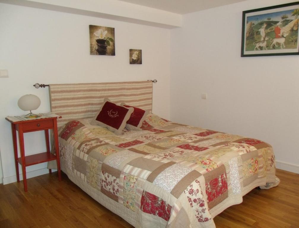 Le Grand Jardin Bed and Breakfast Beaune  Rum bild